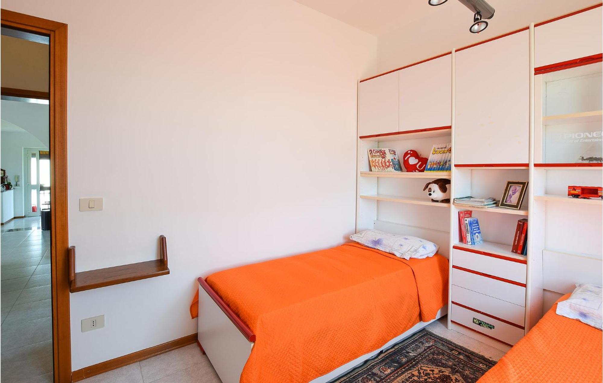 2 Bedroom Cozy Apartment In Grado Eksteriør bilde