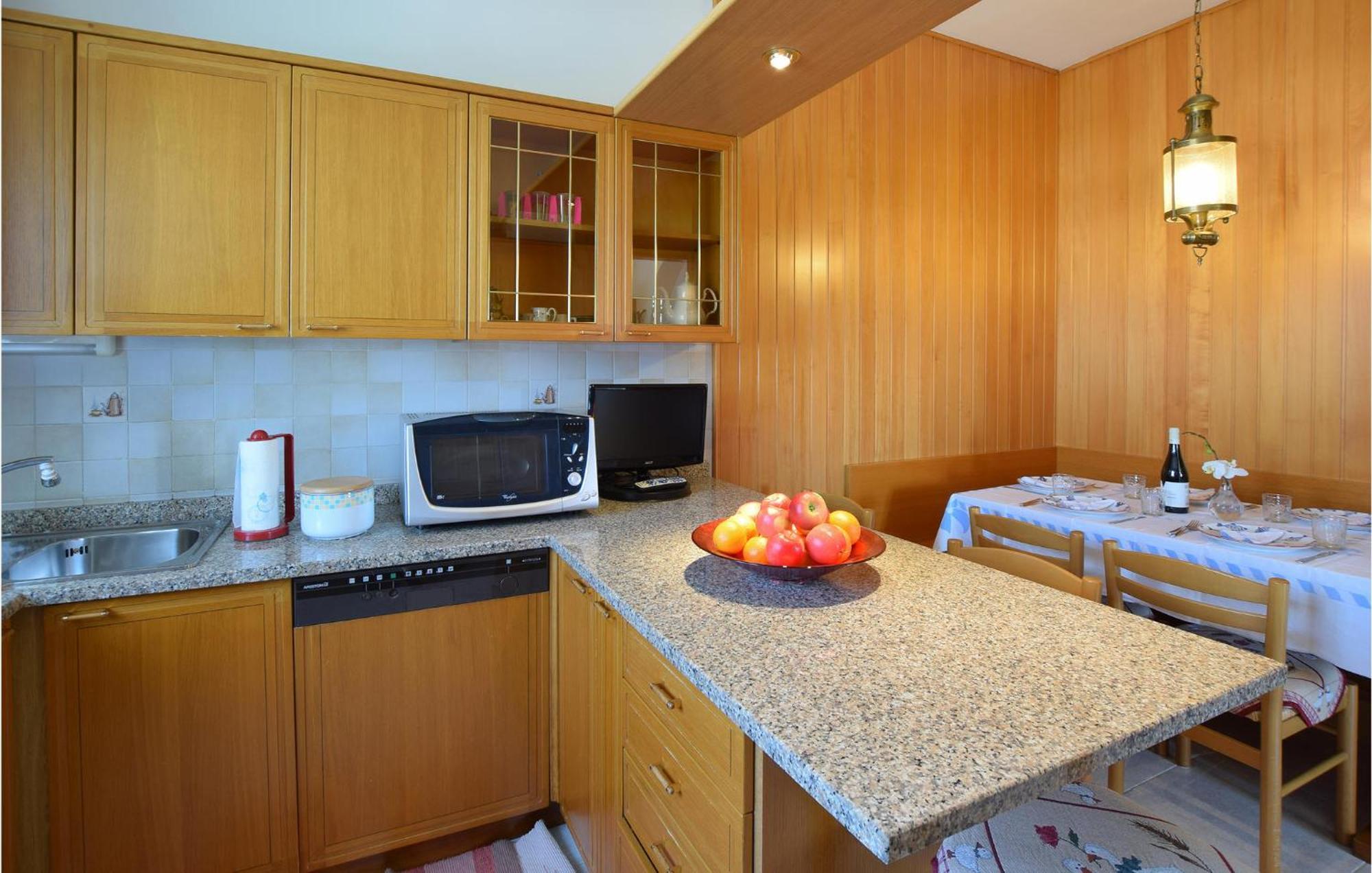 2 Bedroom Cozy Apartment In Grado Eksteriør bilde